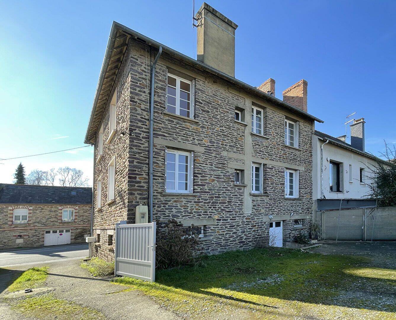 Maison 10 pièces 190 m² · à Rennes · 190 m² · 551 900 €