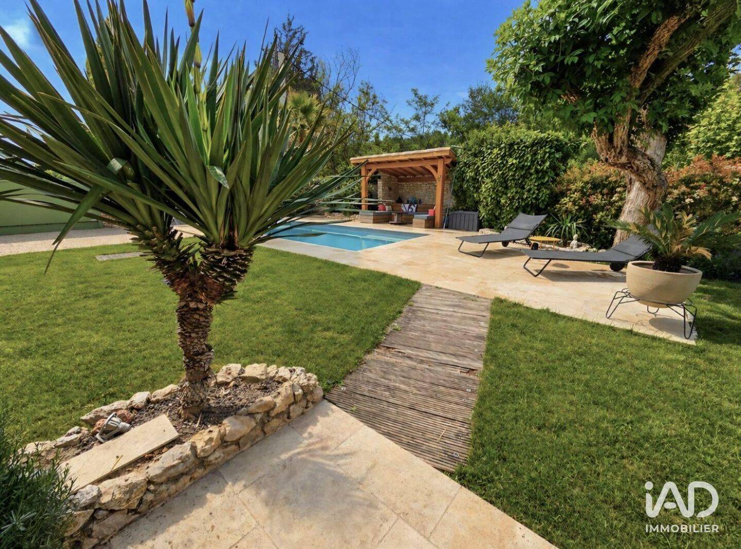 Maison 6 pièces 165 m² · à Aix-en-Provence · 165 m² · 845 000 €