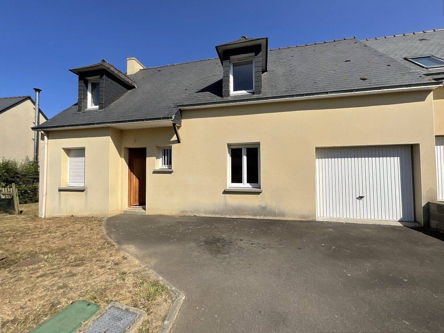 Maison 5 pièces 110 m² · à Pleugueneuc · 110 m² · 248 000 €