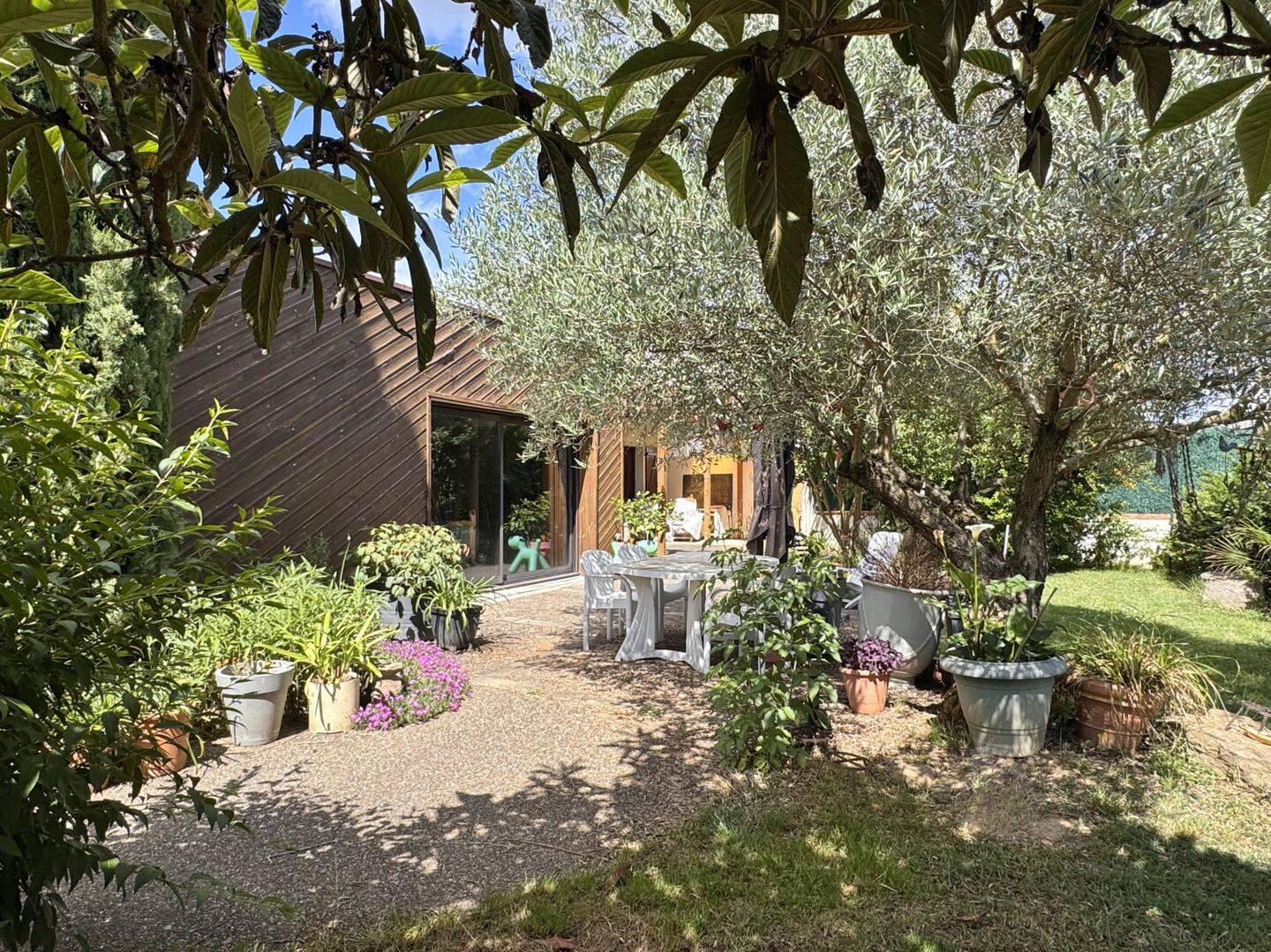 Maison 6 pièces 161 m² · à Grézieu-la-Varenne · 161 m² · 530 000 €