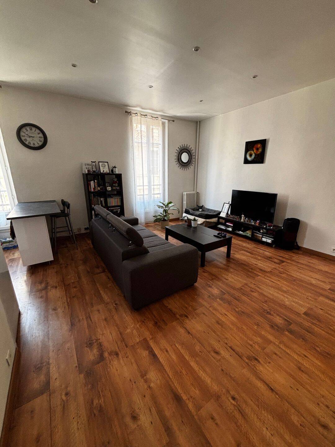 Appartement 3 pièces 56 m² · à Marseille 6ème Arrondissement · 56 m² · 249 000 €