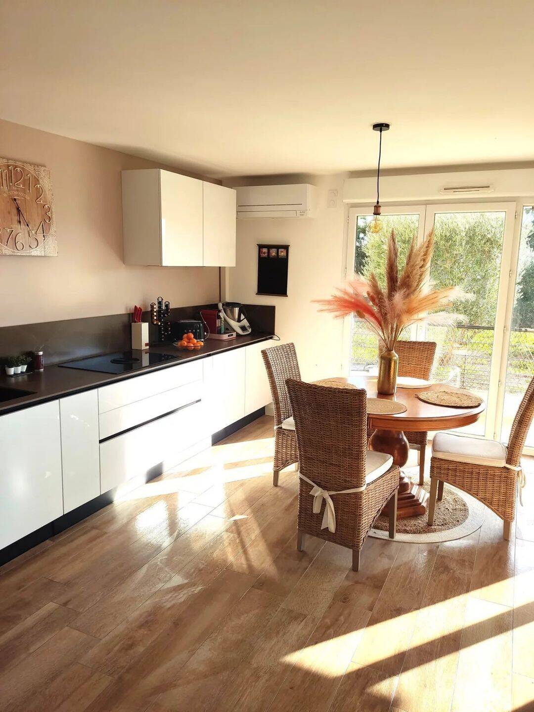 Appartement 3 pièces 64 m² · à La Seyne-sur-Mer · 63,5 m² · 1 200 €/mois