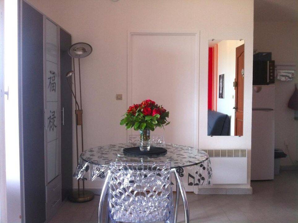 Appartement 2 pièces 32 m² · à Vallauris · 32 m² · 860 €