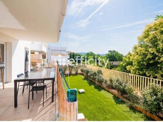 Appartement à vendre 225 000 € 3 pièces 2 chambres 65 m² 1er étage Saint Henri Marseille 16ème arrondissement 13016