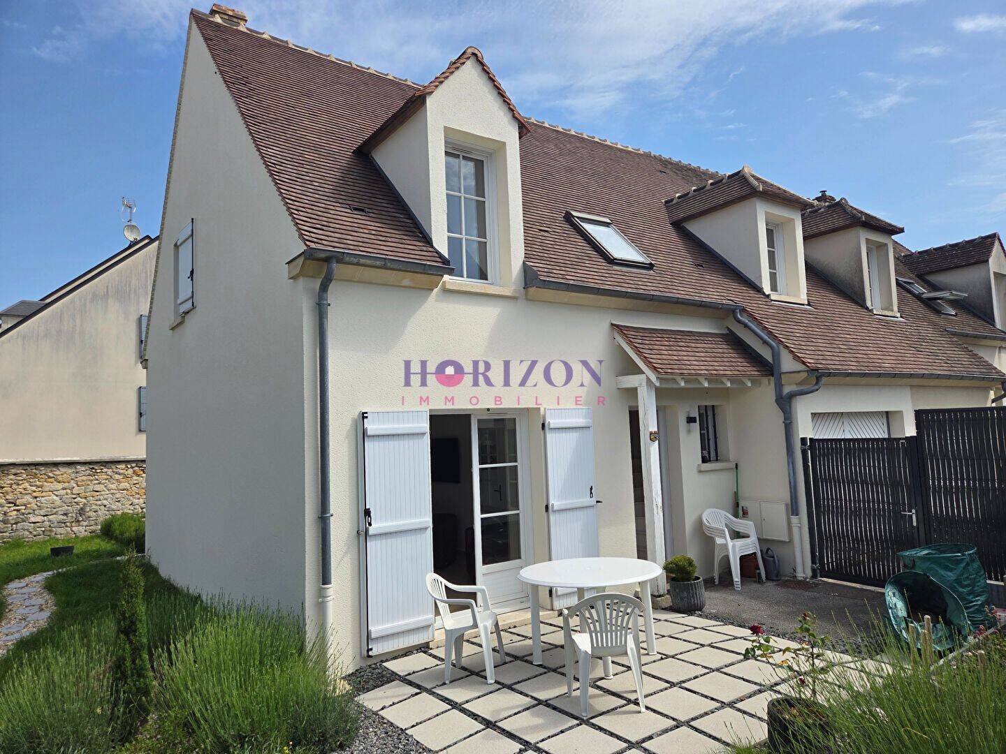 Maison 5 pièces 97 m² · à La Chapelle-en-Serval · 97,5 m² · 1 455 €