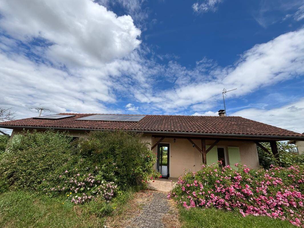 Maison 4 pièces 107 m² · à Saint-Martin-le-Châtel · 107 m² · 970 €/mois