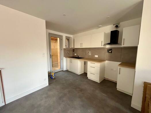 Appartement à louer 680 € 4 pièces 3 chambres 74,9 m² RDC Sail-sous-Couzan 42890