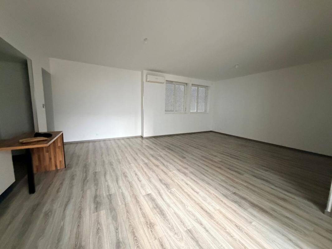 Appartement 3 pièces 97 m² · à Limoges · 97 m² · 914 €/mois