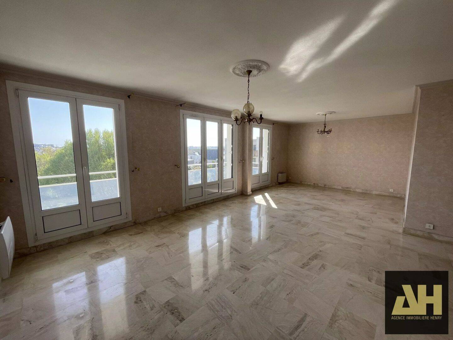 Appartement 4 pièces 90 m² · à Brest · 90,1 m² · 205 000 €