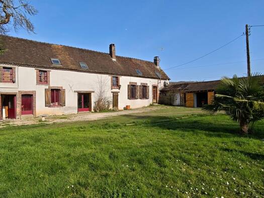 Maison à vendre 195 000 € 8 pièces 6 chambres 230 m² 1 445 m² de terrain Les Vallées de la Vanne 89320