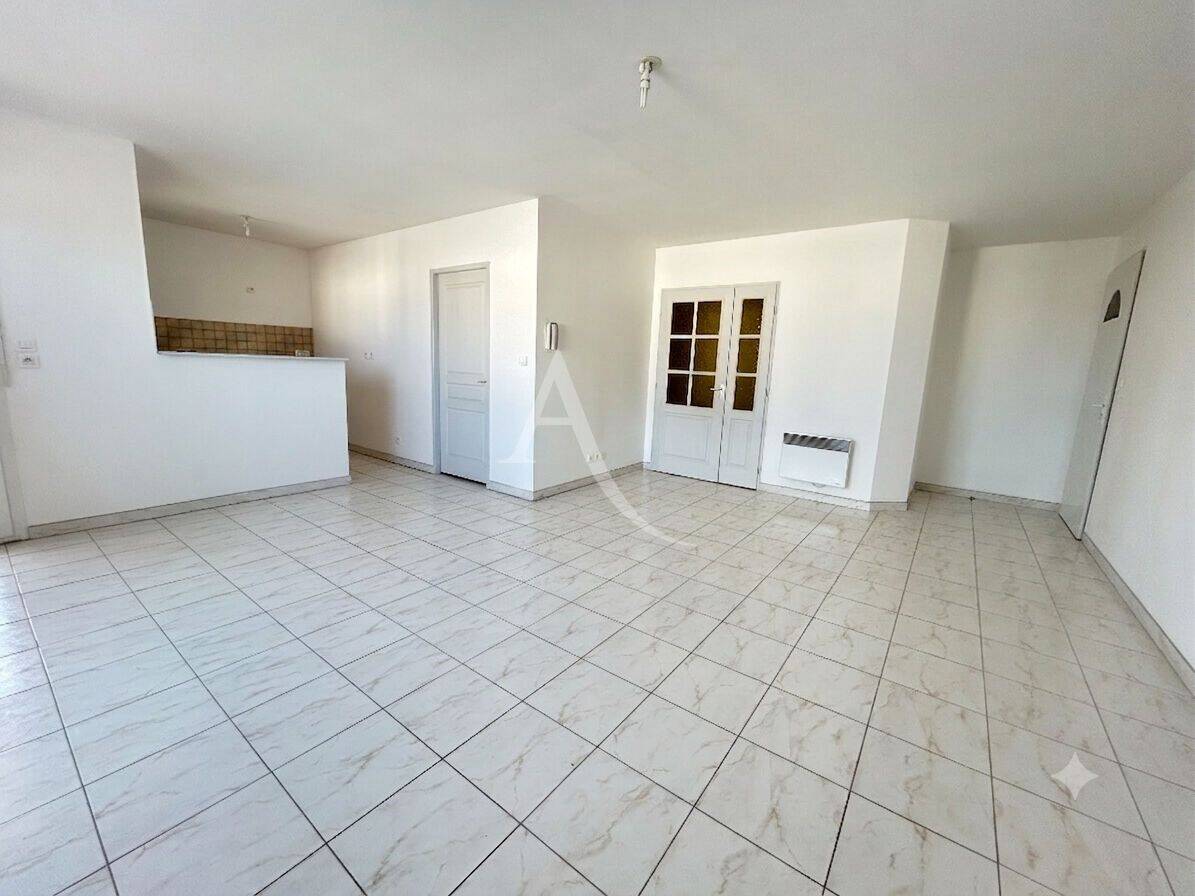 Appartement 4 pièces 82 m² · à Vinassan · 82 m² · 790 €