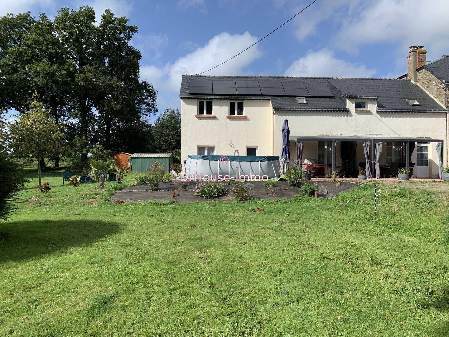 Maison 5 pièces 144 m² · à Saint-Malo-des-Trois-Fontaines · 144 m² · 205 000 €