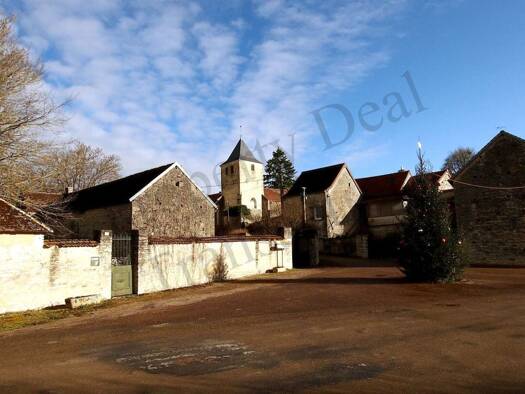 Maison à vendre 85 600 € 4 pièces 3 chambres 80 m² 460 m² de terrain Fresnes 89310