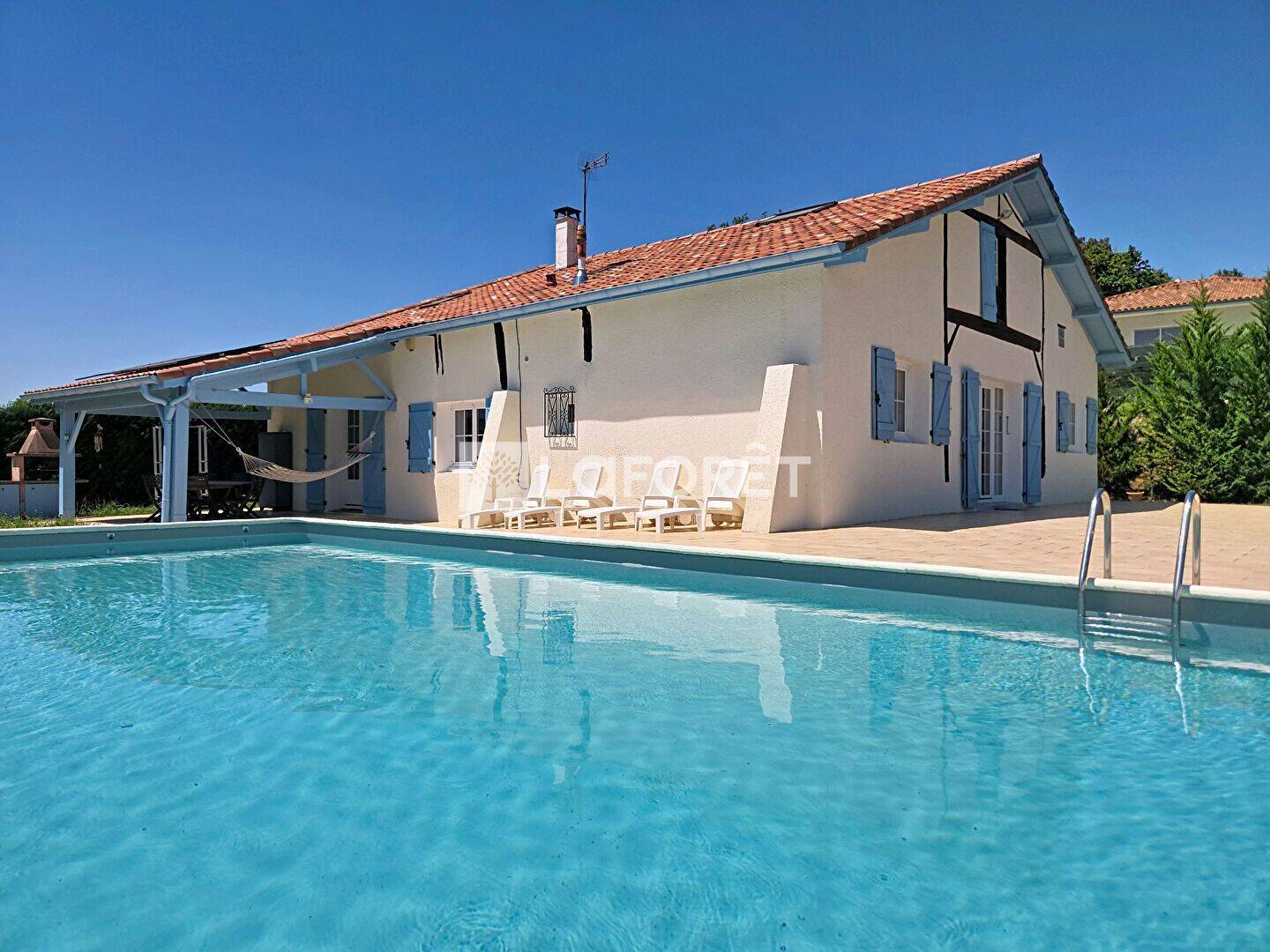 Maison 7 pièces 208 m² · à Orthez · 208 m² · 434 600 €