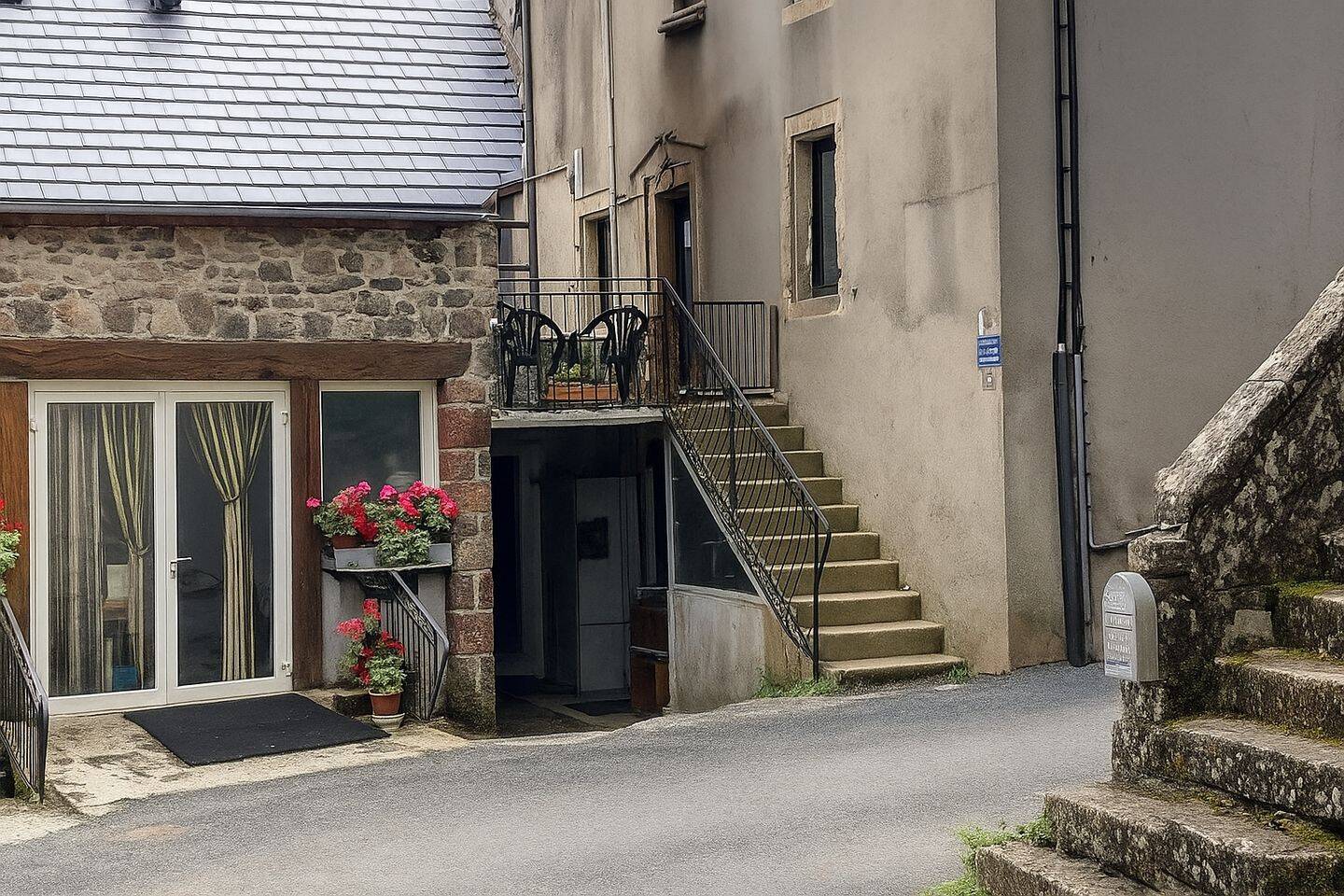 Maison 7 pièces 100 m² · à Saint-Sauveur-Camprieu · 100 m² · 160 500 €