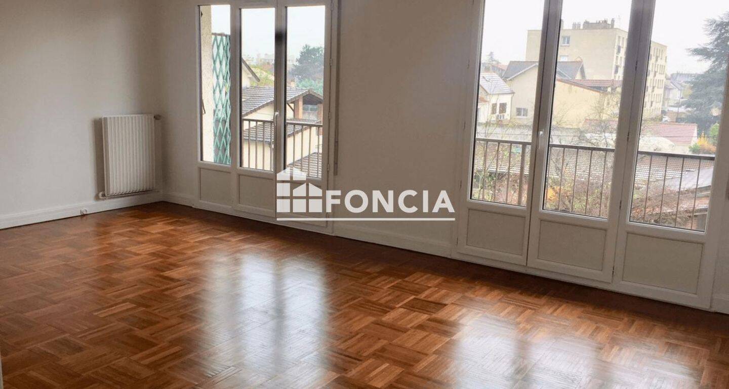 Appartement 3 pièces 71 m² · à Saint-Maur-des-Fossés · 71,5 m² · 1 410 €/mois