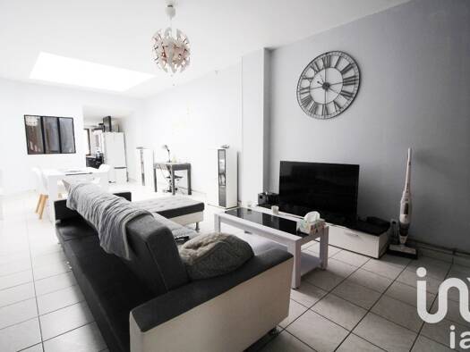 Maison à vendre 154 900 € 5 pièces 3 chambres 134 m² 227 m² de terrain Est Sallaumines 62430