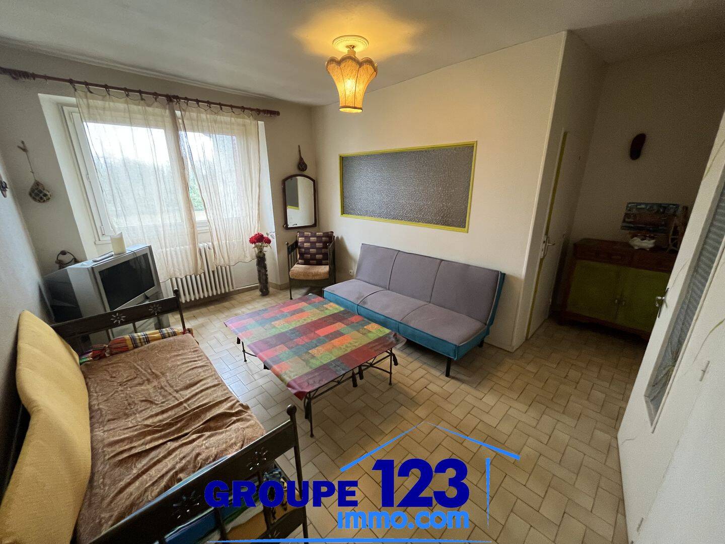 Maison 5 pièces 134 m² · à Laroche-Saint-Cydroine · 134 m² · 115 000 €