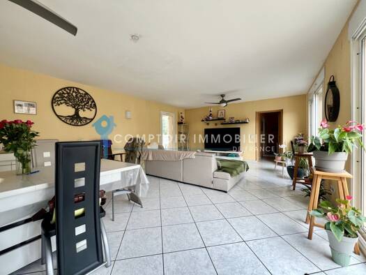 Maison de plain-pied à vendre 250 000 € 4 pièces 3 chambres 128 m² 1 607 m² de terrain Lavaur 81500