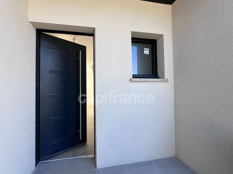 Maison 4 pièces 100 m² · à Adé · 100 m² · 295 000 €