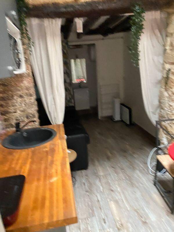 Appartement 1 pièce 14 m² · à Paris 7ème Arrondissement · 14 m² · 950 €