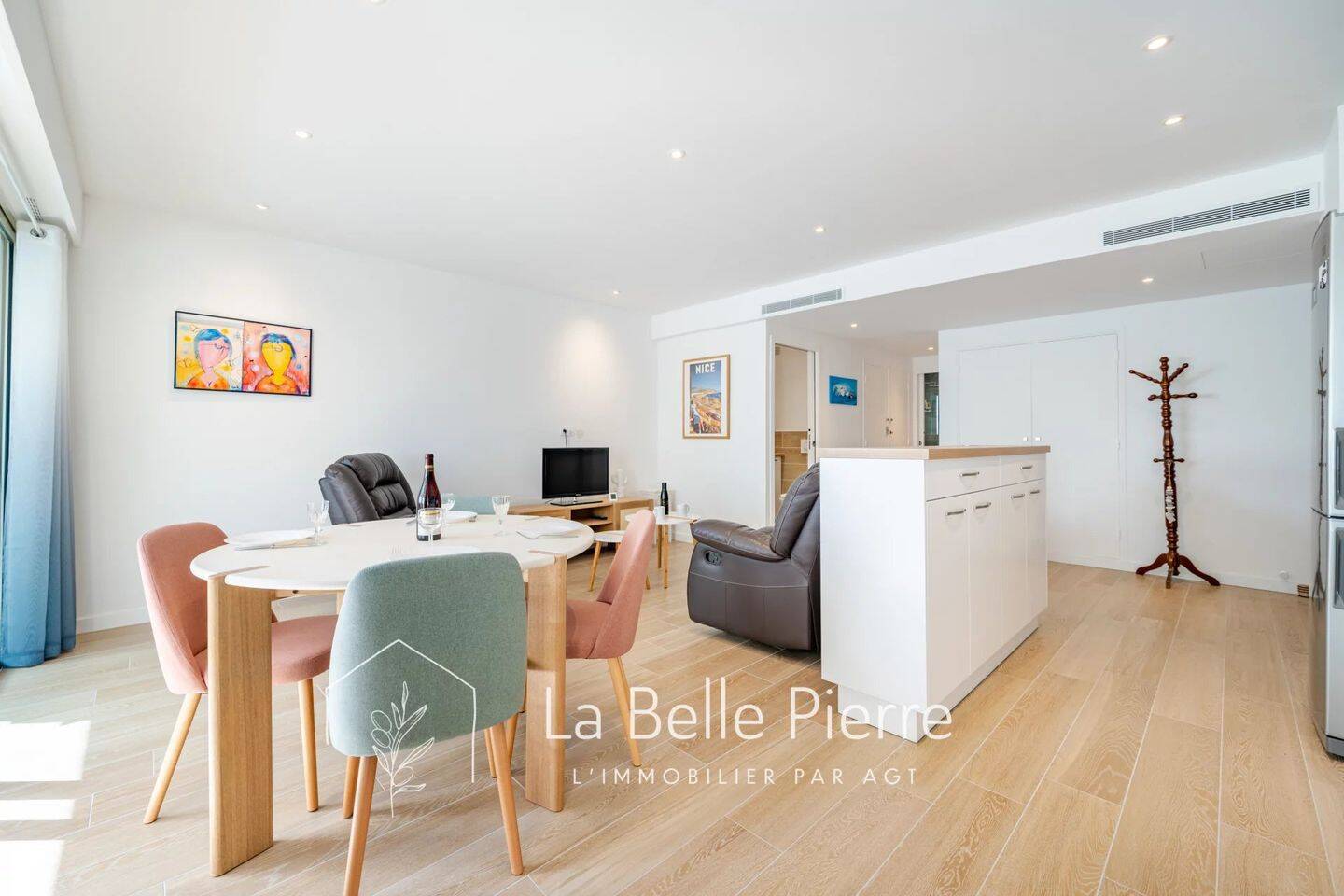 Appartement 2 pièces 60 m² · à Cagnes-sur-Mer · 60 m² · 299 000 €