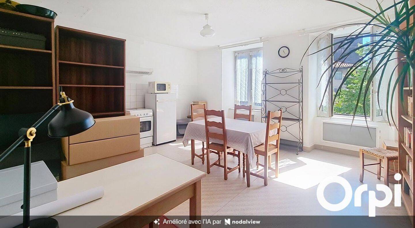 Appartement 2 pièces 54 m² · à Saint-Flour · 54,1 m² · 480 €/mois
