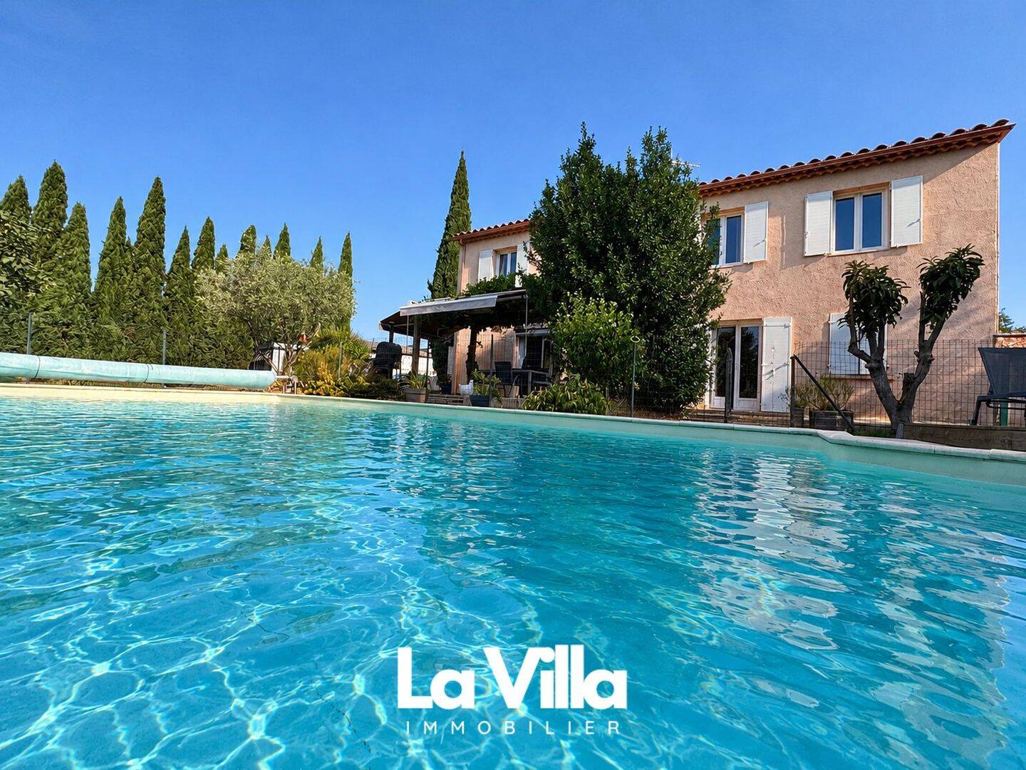 Maison 10 pièces 210 m² · à Vedène · 210 m² · 520 000 €