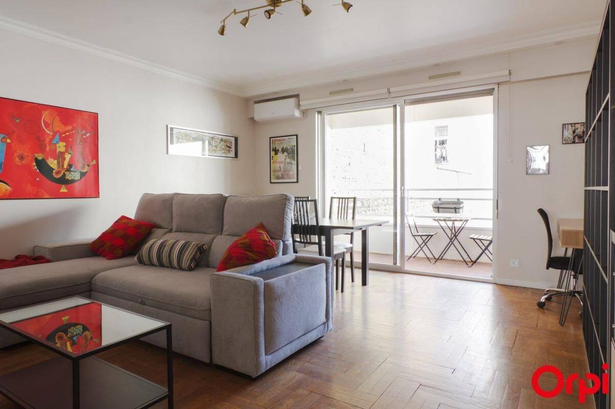 Appartement 2 pièces 55 m² · à Lyon 6ème Arrondissement · 55,4 m² · 1 200 €