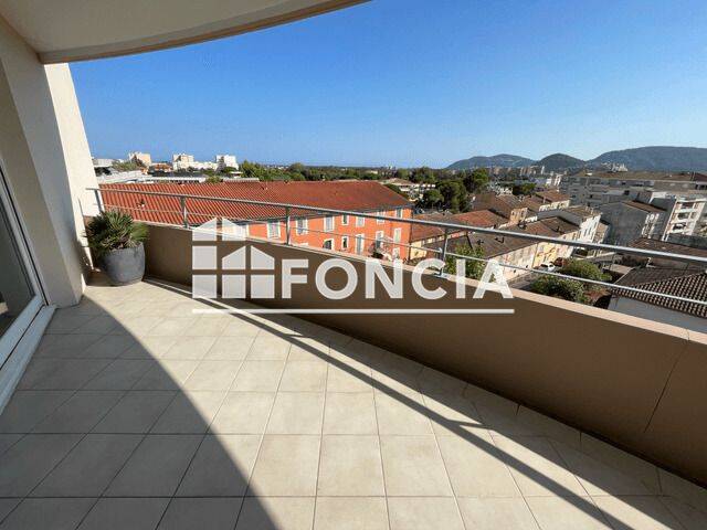 Appartement 3 pièces 67 m² · à Mandelieu-la-Napoule · 66,8 m² · 1 300 €