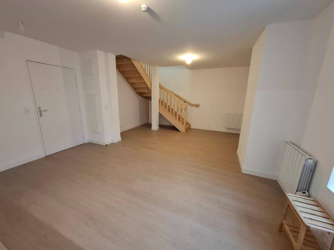 Appartement 3 pièces 62 m² · à Compiègne · 62,1 m² · 900 €/mois