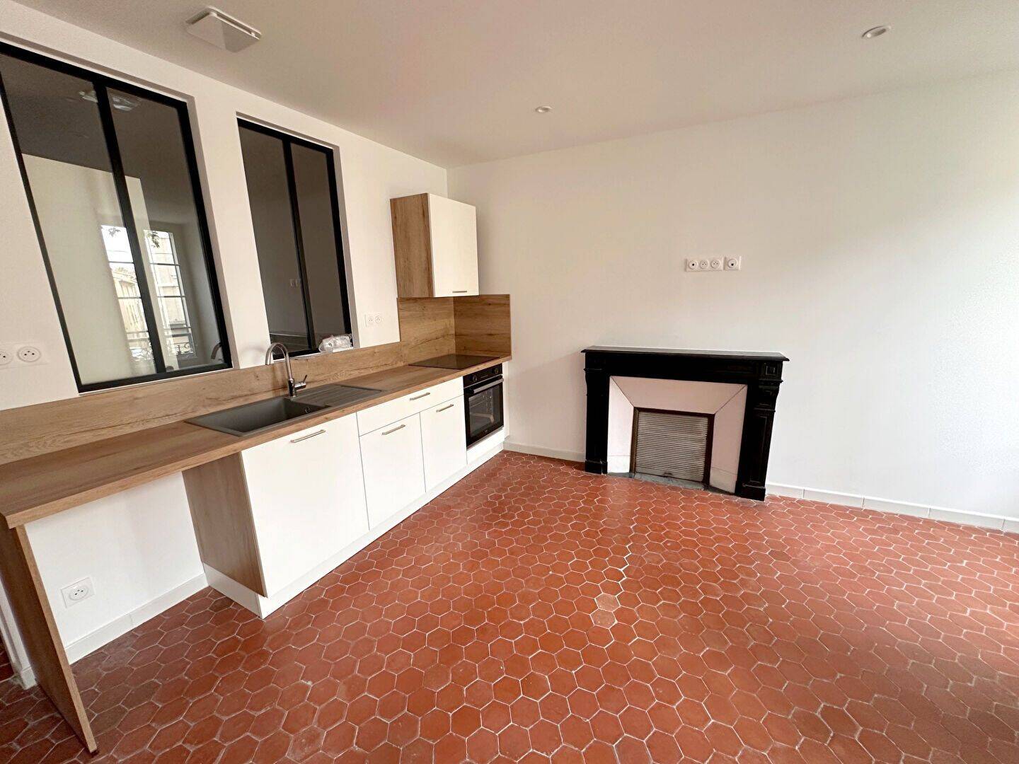 Appartement 2 pièces 33 m² · à Salon-de-Provence · 33,2 m² · 690 €