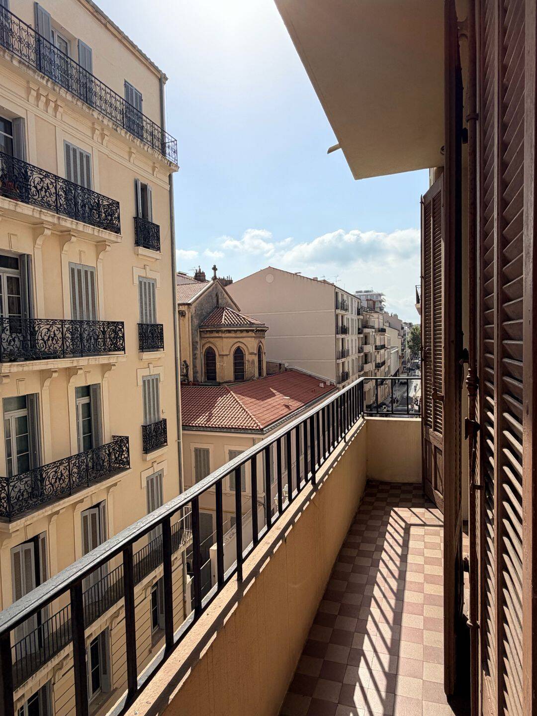 Appartement 3 pièces 63 m² · à Toulon · 63 m² · 858 €