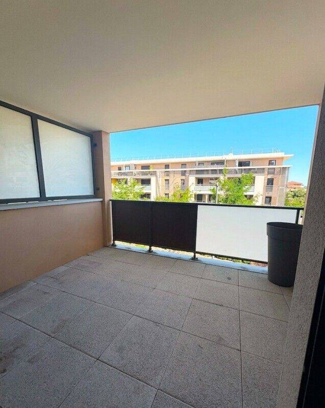 Appartement 1 pièce 34 m² · à Aix-en-Provence · 34,5 m² · 750 €