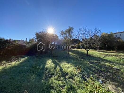 Terrain constructible à vendre 299 000 € 719 m² de terrain Sussargues 34160