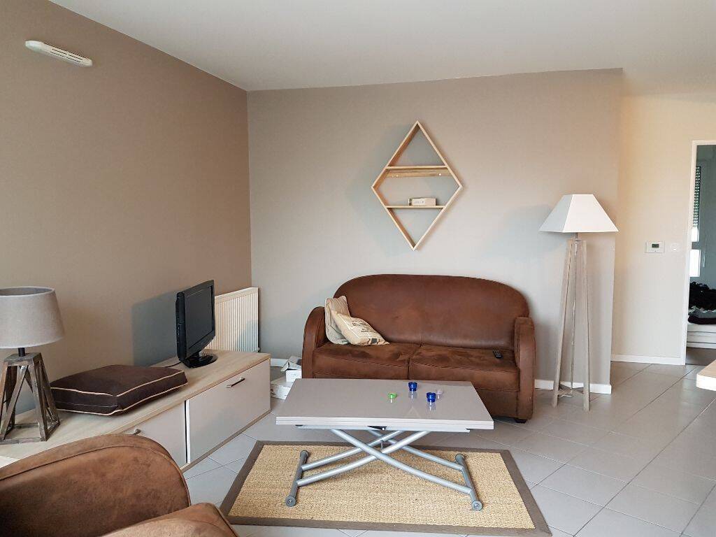 Appartement 2 pièces 63 m² · à Lyon 7ème Arrondissement · 62,9 m² · 1 085 €/mois