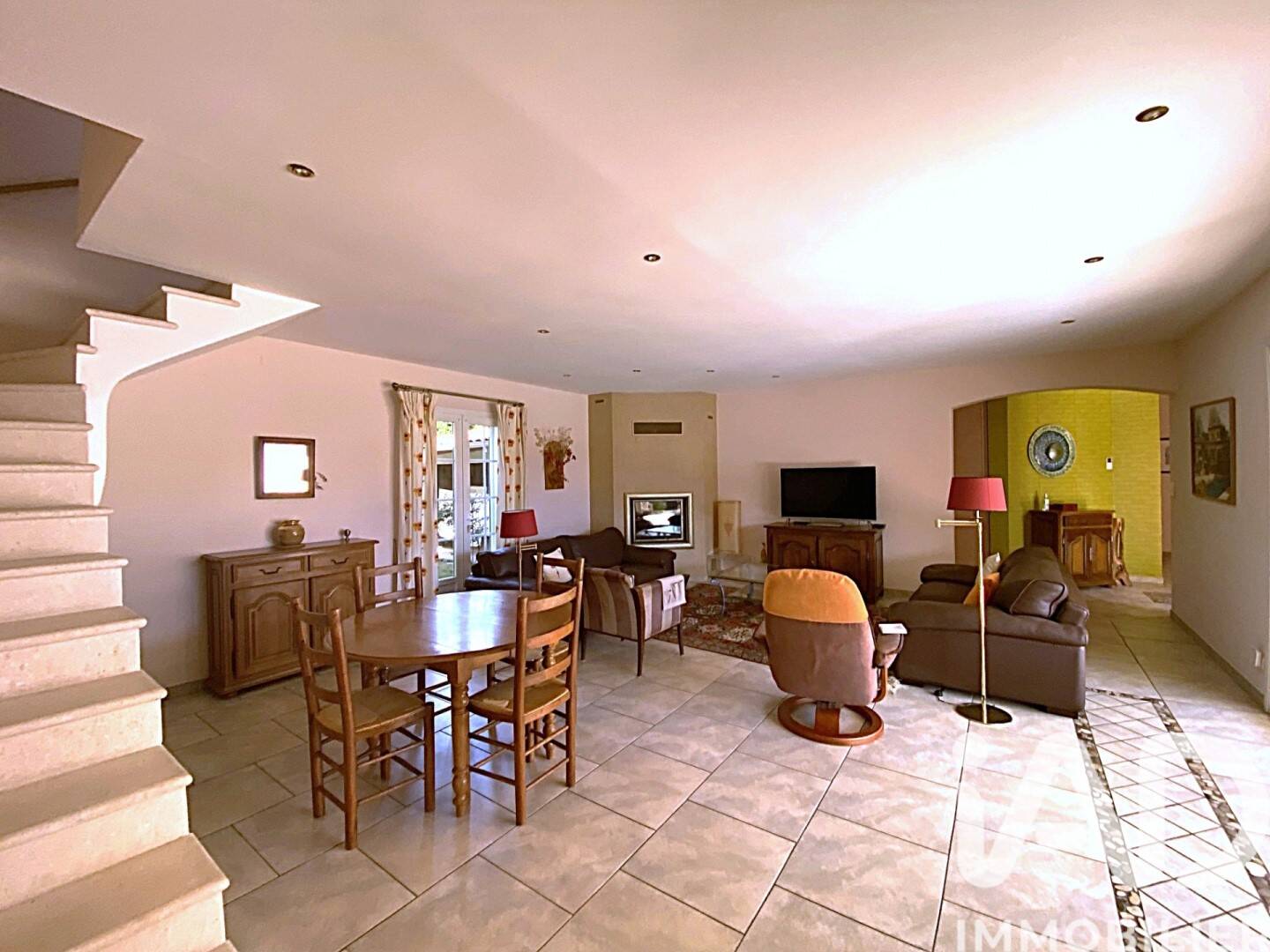 Maison 7 pièces 183 m² · à L'Isle-sur-la-Sorgue · 183 m² · 830 000 €