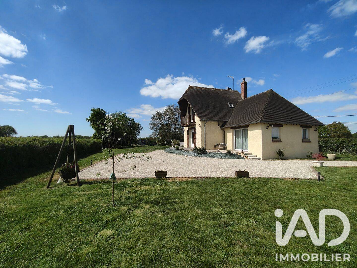 Maison 7 pièces 180 m² · à Breteuil · 180 m² · 269 000 €