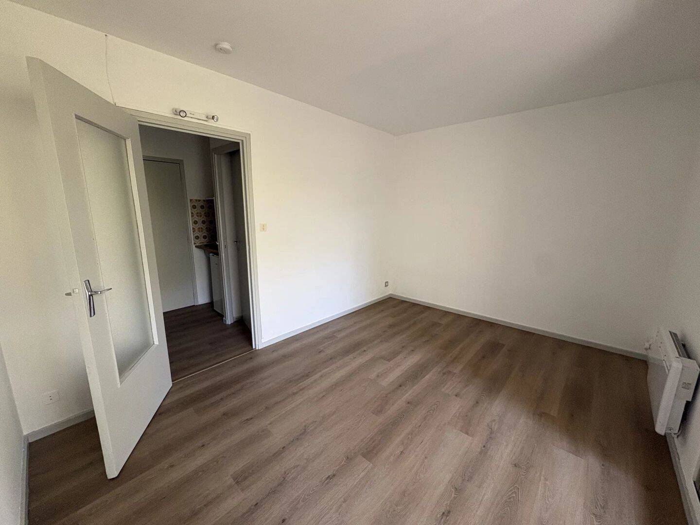 Appartement 1 pièce 19 m² · à Nîmes · 19 m² · 425 €