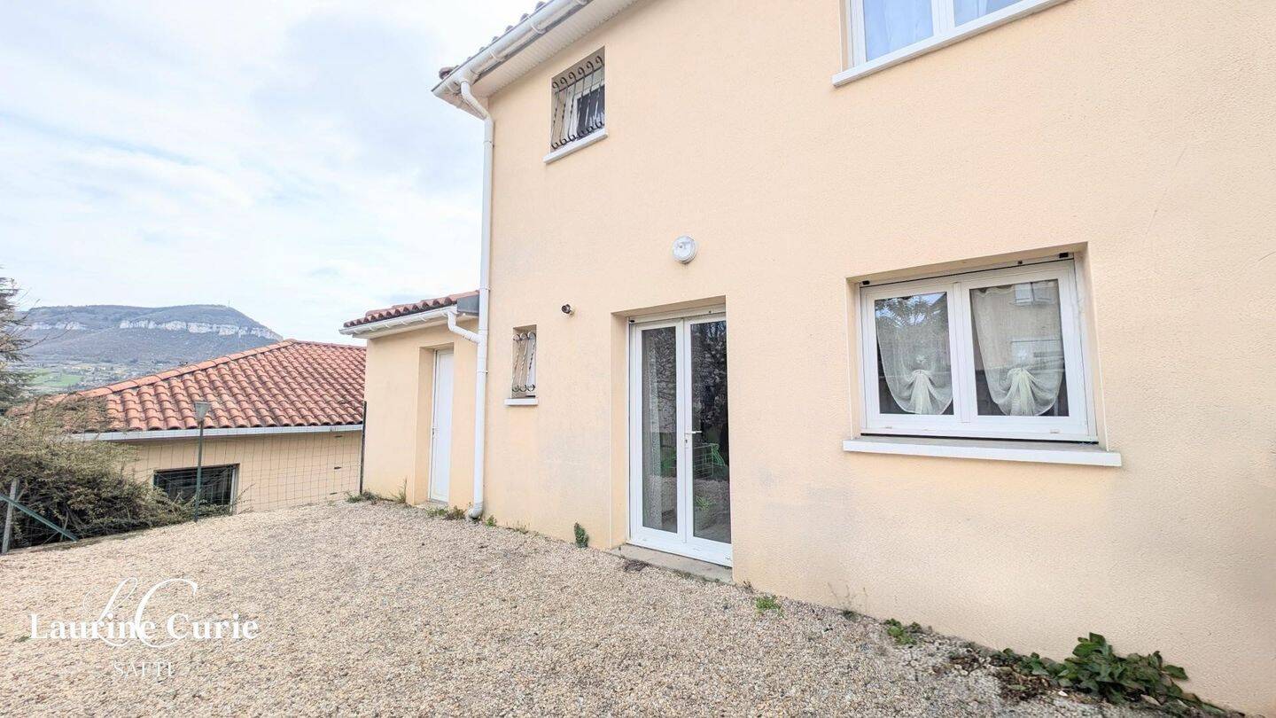 Maison 4 pièces 102 m² · à Millau · 102 m² · 246 400 €