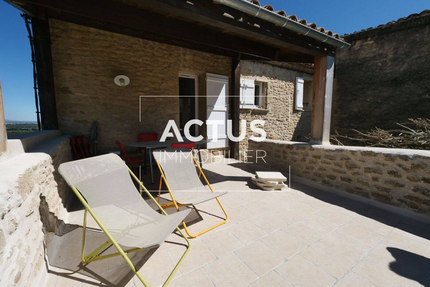 Maison 7 pièces 152 m² · à Cornillon-Confoux · 152 m² · 495 000 €