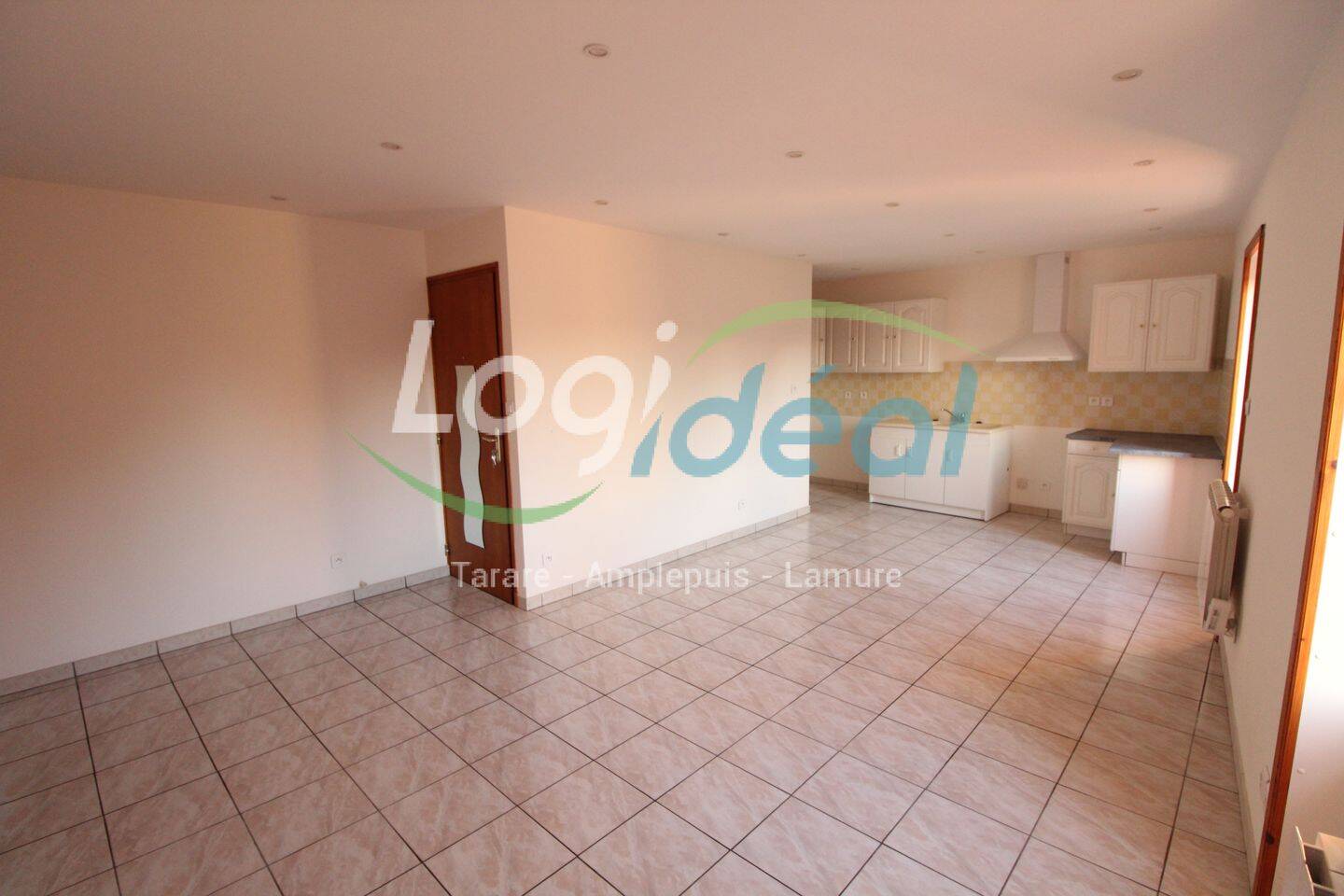 Appartement 3 pièces 54 m² · à Amplepuis · 54 m² · 450 €/mois