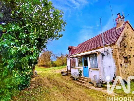 Maison à vendre 30 000 € 4 pièces 3 chambres 74 m² 1 493 m² de terrain Dompierre-sur-Nièvre 58350