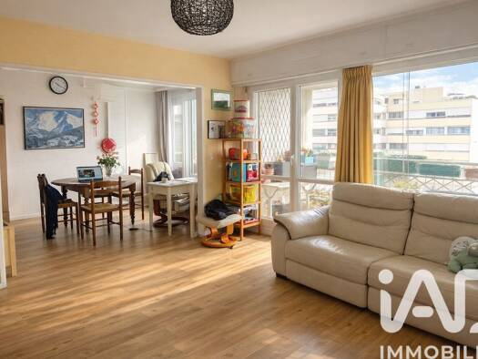 Appartement à vendre 232 000 € 5 pièces 3 chambres 101 m² Étage 6/9 Les Larris-Maradas Pontoise 95000