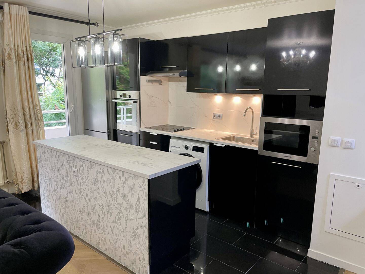 Appartement 3 pièces 60 m² · à Courbevoie · 60 m² · 2 000 €