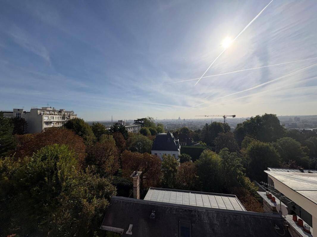 Appartement 4 pièces 90 m² · à Saint-Cloud · 90 m² · 2 106 €/mois