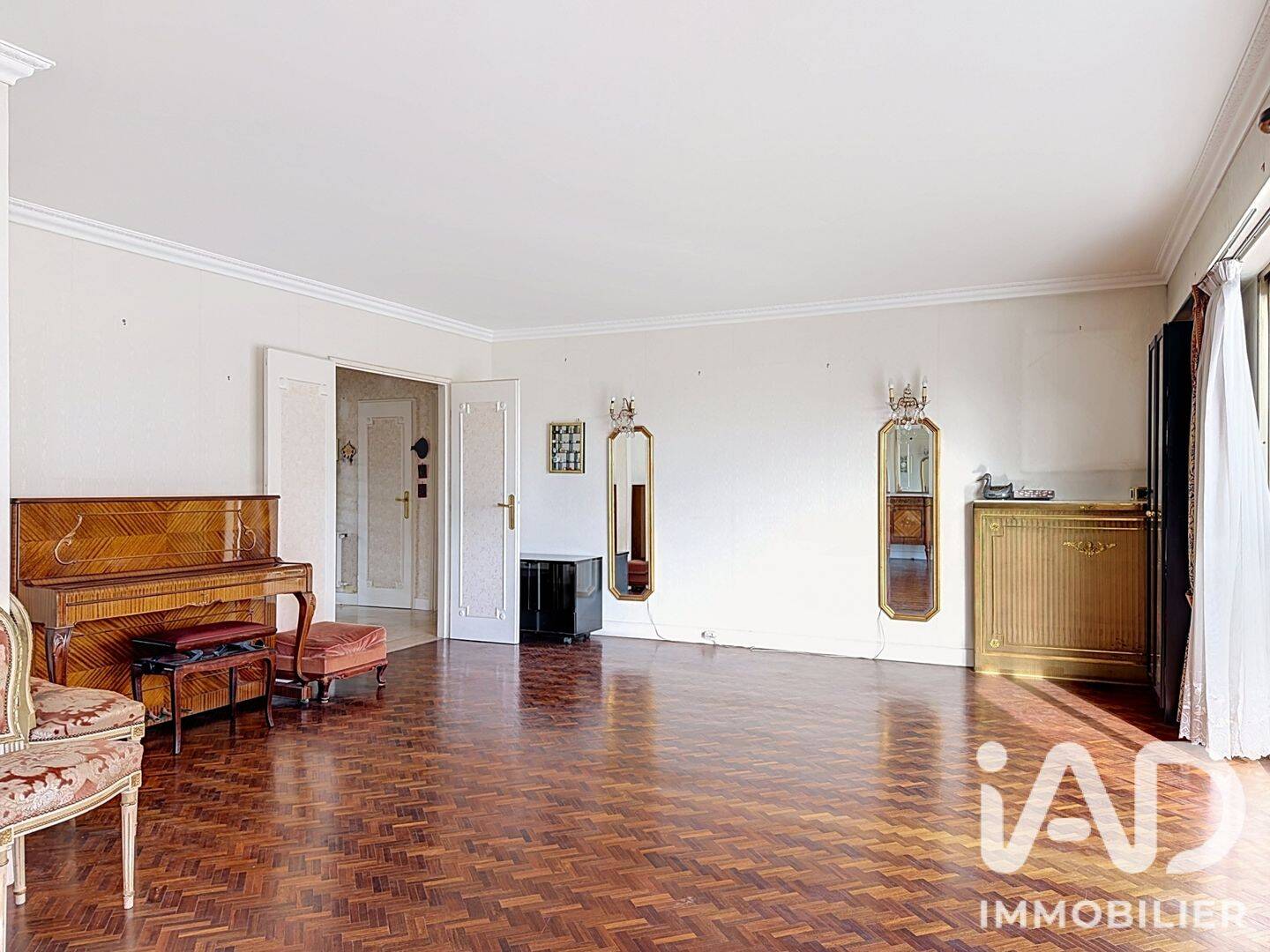 Appartement 5 pièces 116 m² · à Versailles · 115,7 m² · 479 000 €