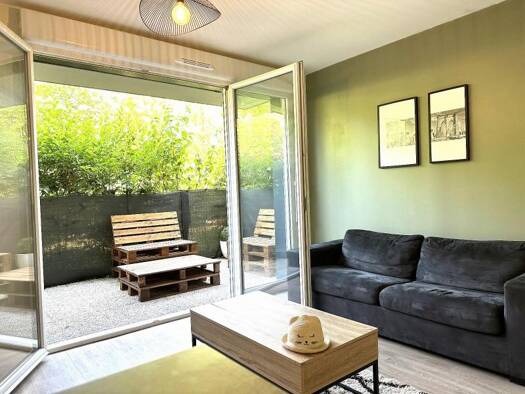 Appartement à vendre 195 000 € 2 pièces 1 chambre 42 m² RDC Queue d'Oiseau Les Ulis 91940