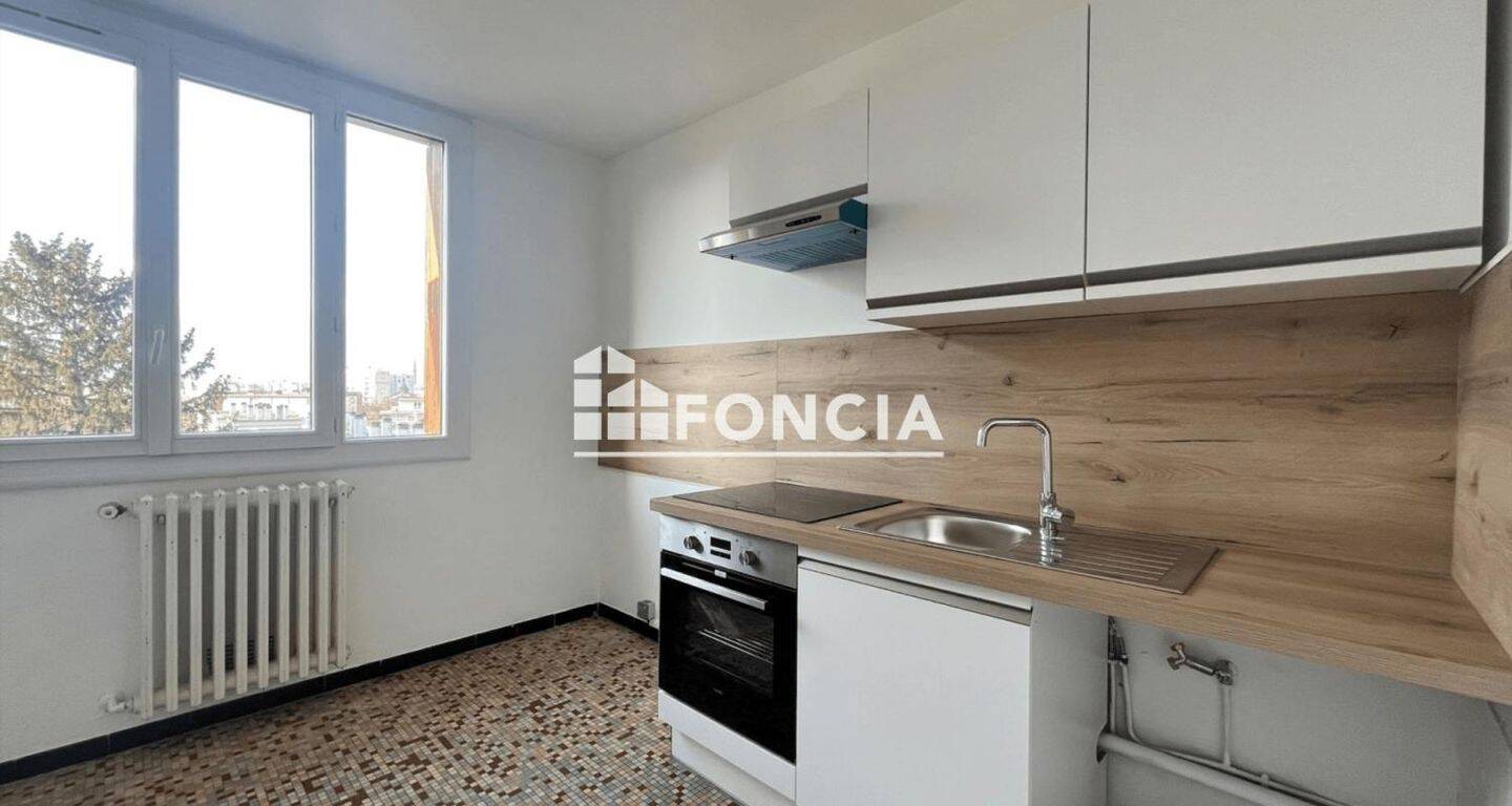 Appartement 2 pièces 40 m² · à Saint-Martin-d'Hères · 40,4 m² · 646 €/mois