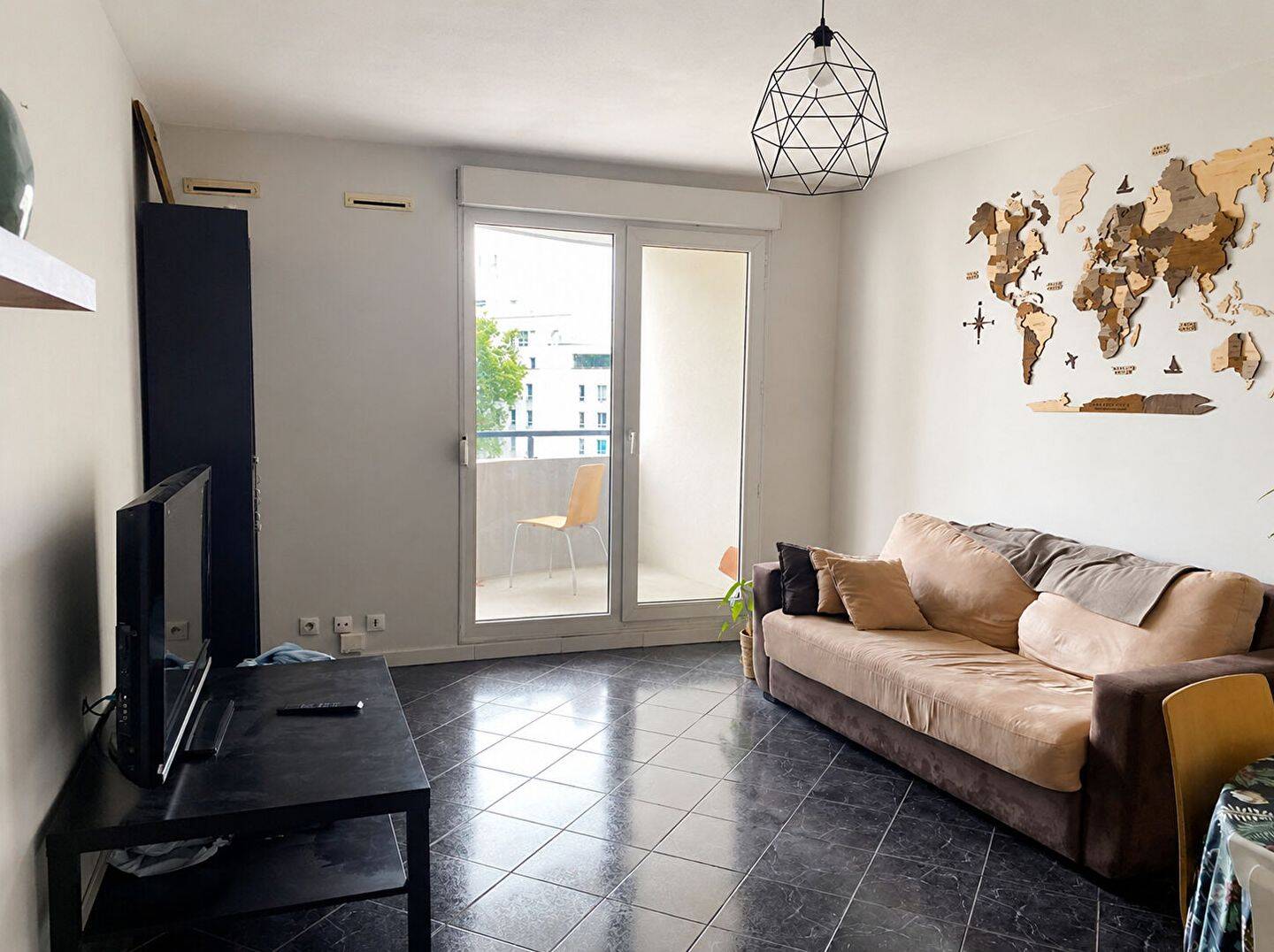 Appartement 3 pièces 72 m² · à Lyon 3ème Arrondissement · 72 m² · 1 280 €